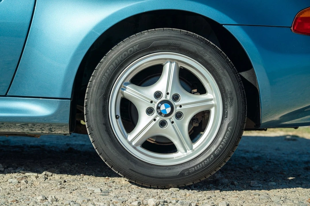 1998 BMW Z3 - Image 15 of 30