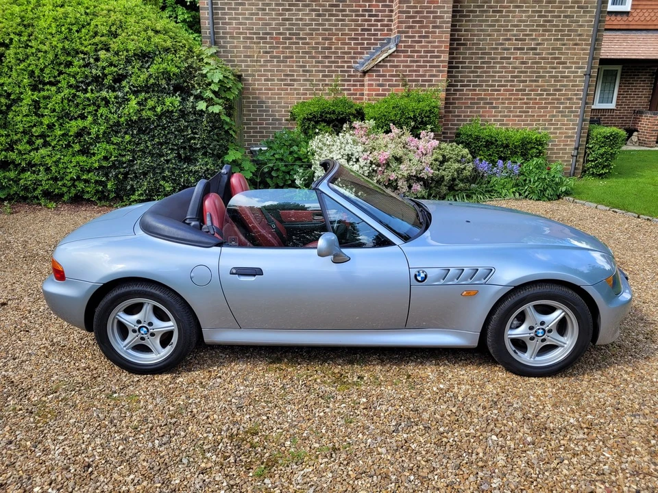 1998 BMW Z3 - Image 3 of 30