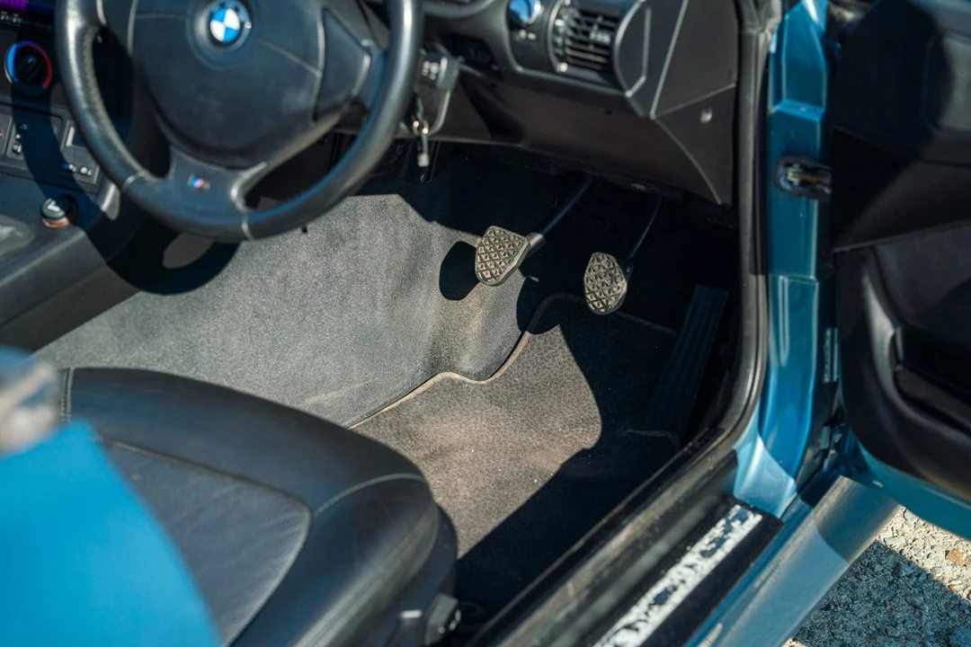 1998 BMW Z3 - Image 27 of 30