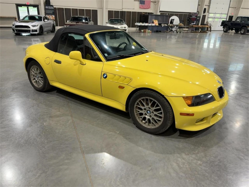 1998 BMW Z3 Roadster - Image 2 of 31