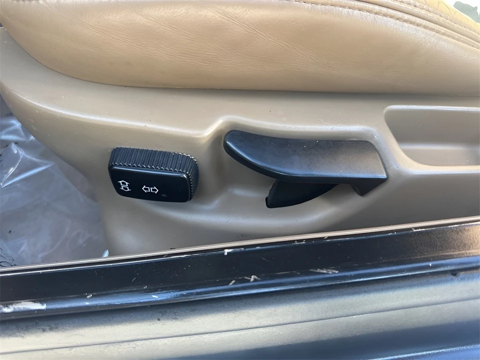 1998 BMW Z3 Roadster - Image 11 of 12