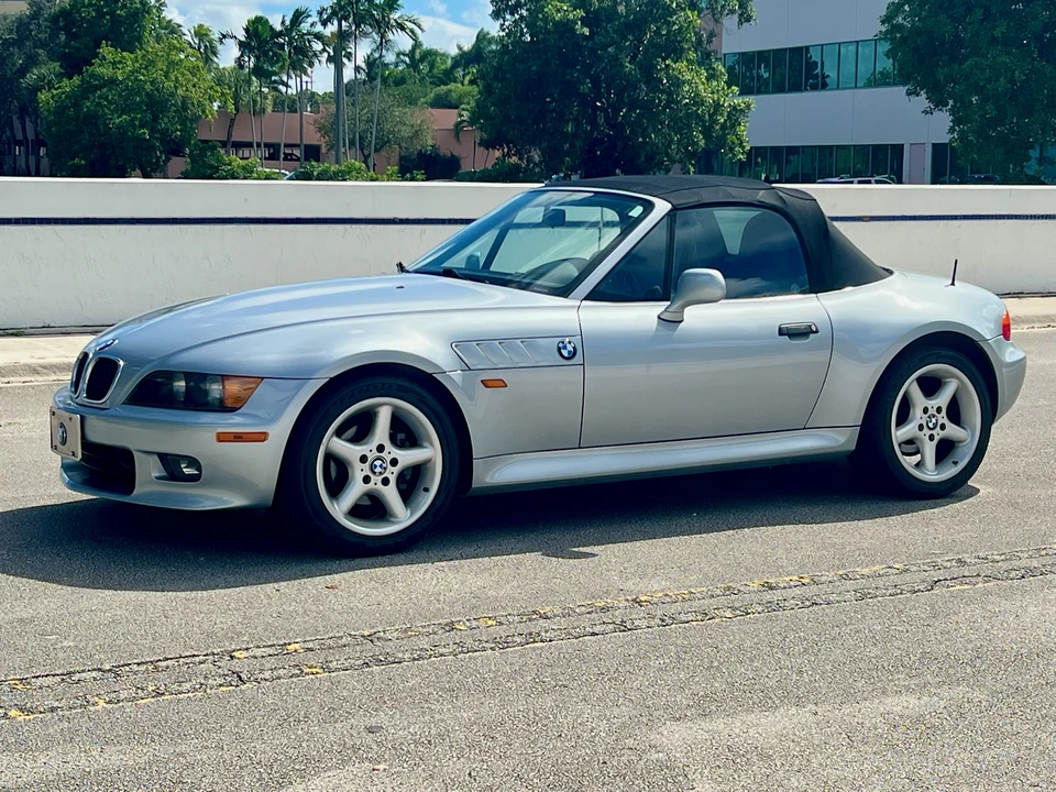 1998 BMW Z3 Roadster - Image 2 of 31