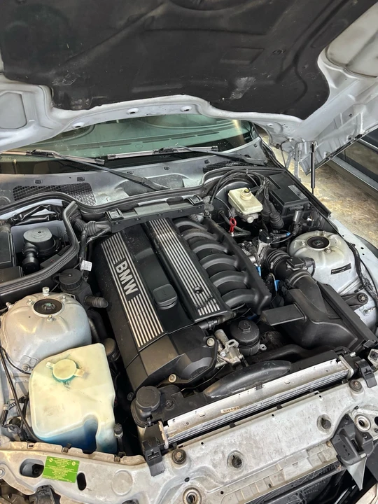 1998 BMW Z3 Roadster - Image 15 of 16