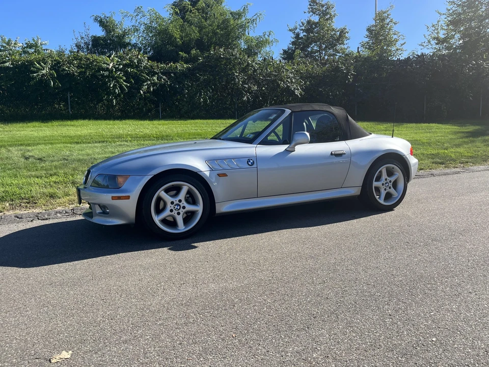 1998 BMW Z3 Roadster - Image 2 of 31