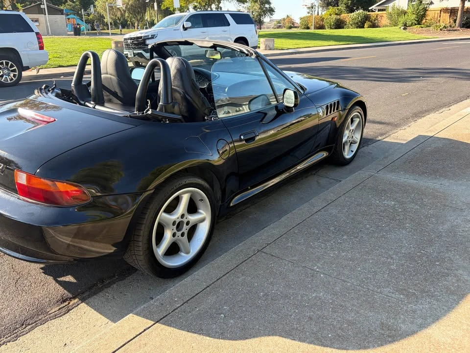 1998 BMW Z3 Roadster - Image 2 of 8