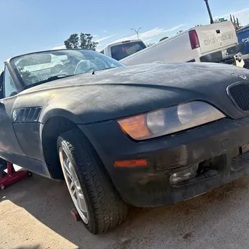 1998 BMW Z3 4-Cyl Roadster 2D