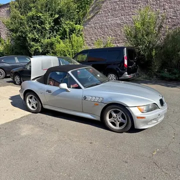 1998 BMW Z3 4-Cyl Roadster 2D