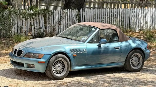 1998 BMW Z3 4-Cyl Roadster 2D
