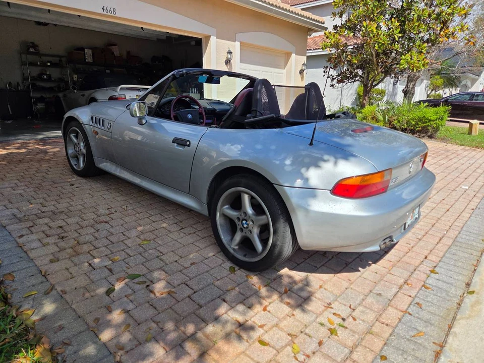 1998 BMW Z3 - Image 4 of 10