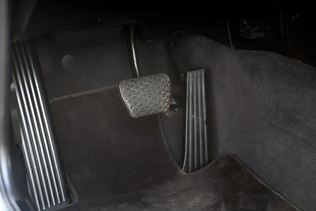 1999 BMW Z3 Coupe - Image 25 of 31