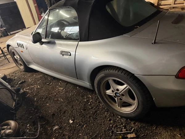 1998 BMW Z3 Roadster - Image 9 of 10