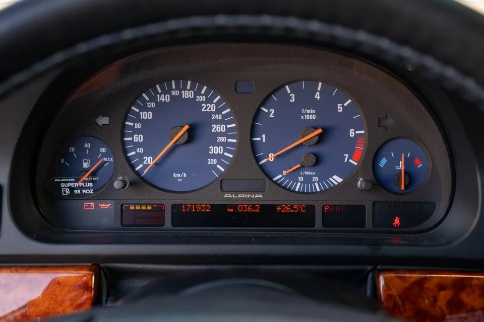 1998 BMW Alpina B10 - Image 16 of 18