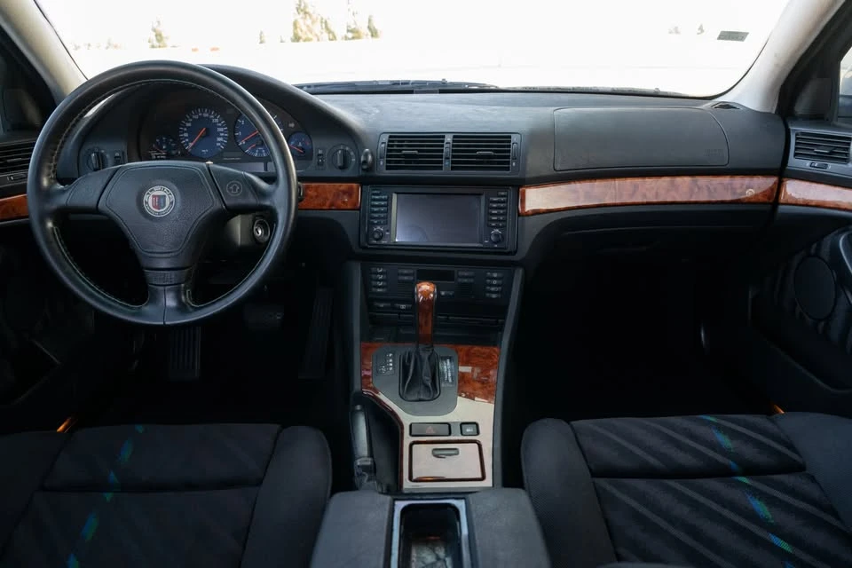 1998 BMW Alpina B10 - Image 12 of 18
