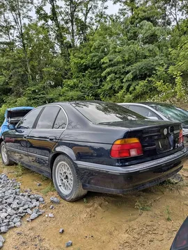 1998 BMW 528i