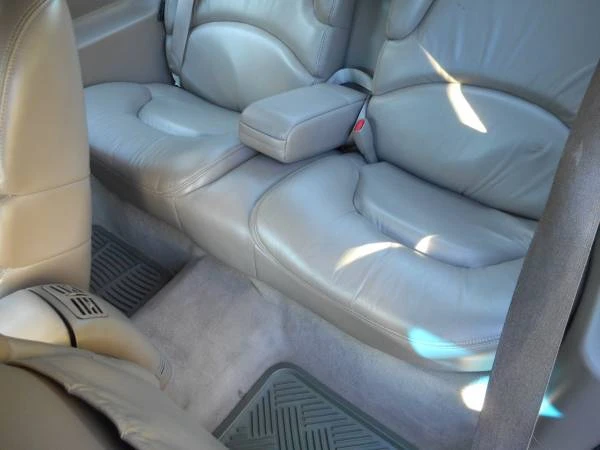 1998 Buick Riviera 8th Gen - Image 11 of 20