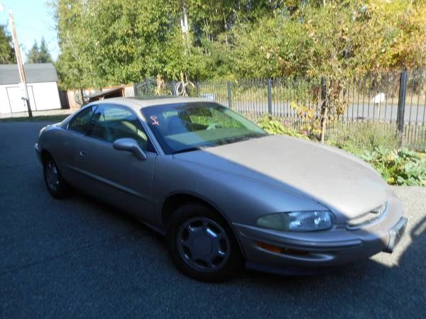 1998 Buick Riviera 8th Gen - Image 2 of 20