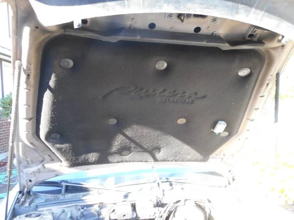 1998 Buick Riviera 8th Gen - Image 19 of 20