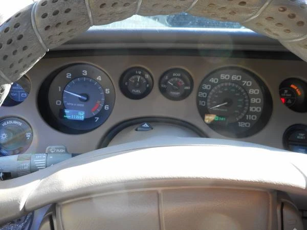 1998 Buick Riviera 8th Gen - Image 10 of 20