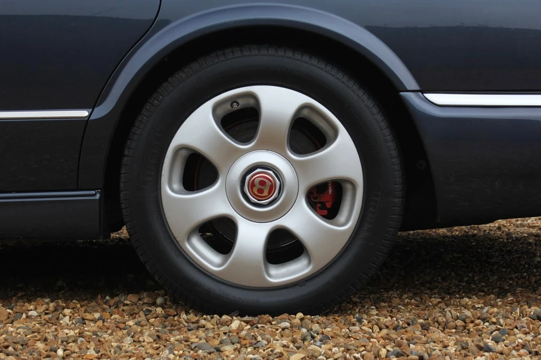 1998 Bentley Arnage - Image 25 of 30