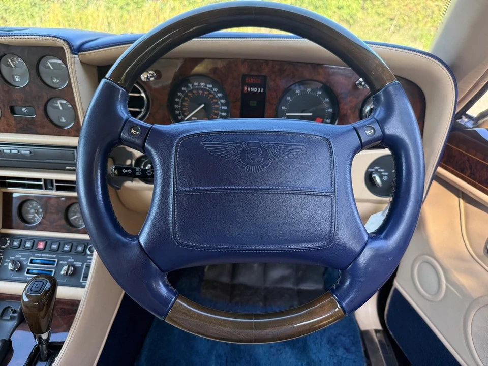 1998 Bentley Azure 1st Gen - Image 15 of 30