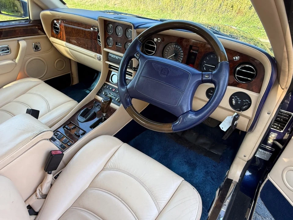 1998 Bentley Azure 1st Gen - Image 14 of 30