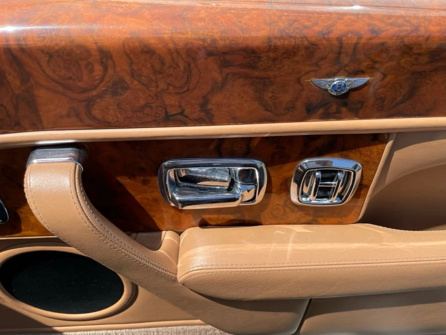 1998 Bentley Azure 1st Gen - Image 16 of 26