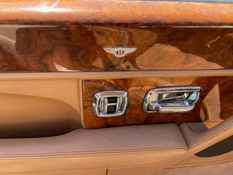 1998 Bentley Azure 1st Gen - Image 17 of 26