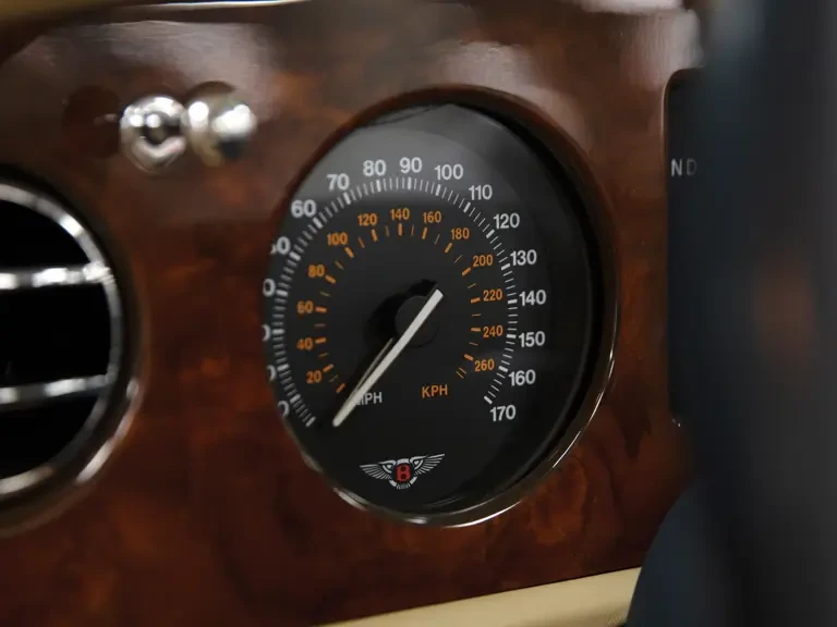1998 Bentley Azure 1st Gen - Image 14 of 25