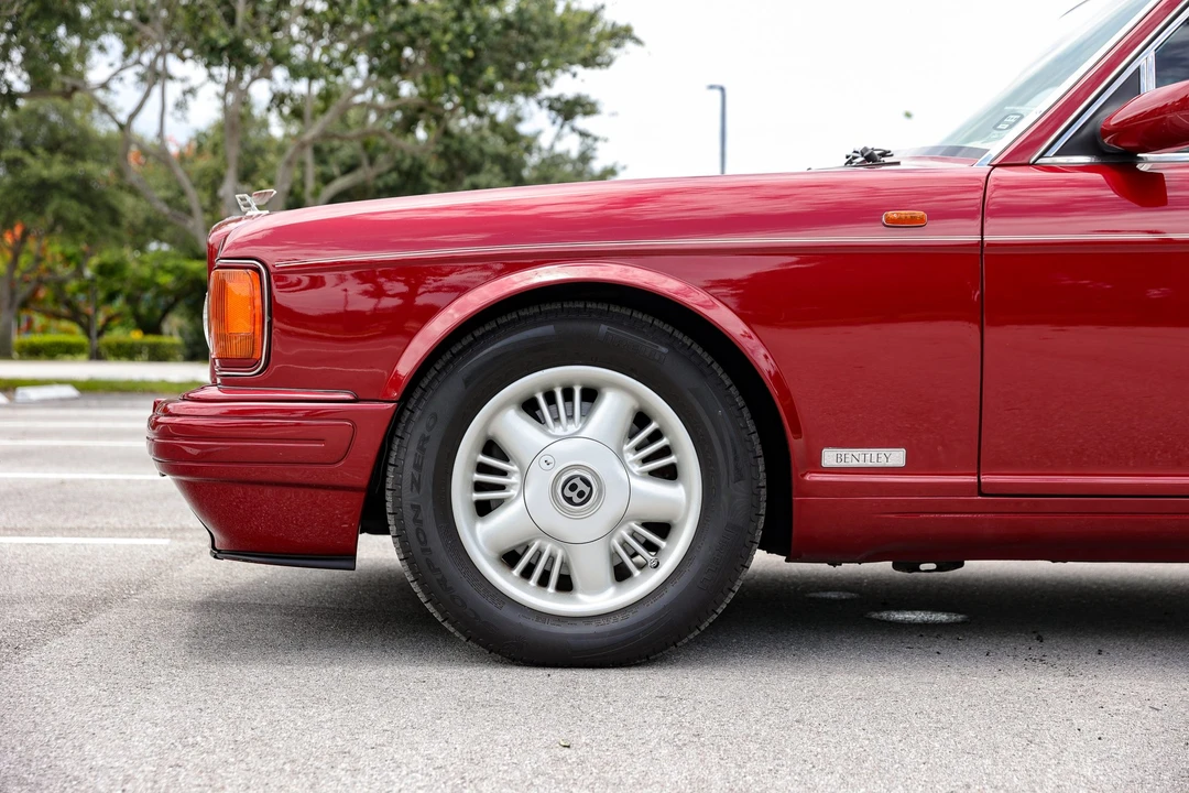 1998 Bentley Brooklands - Image 10 of 31