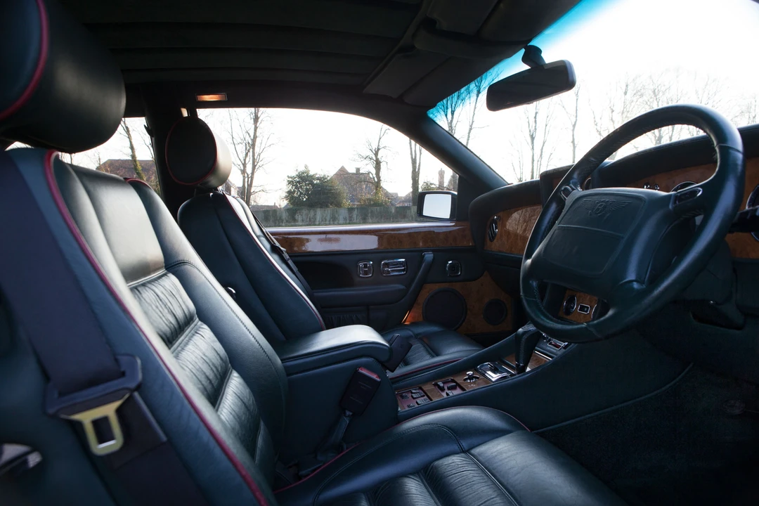 1998 Bentley Continental R - Image 2 of 31
