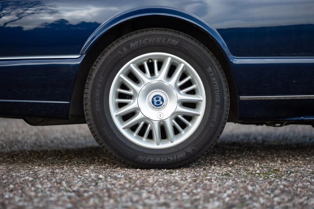 1998 Bentley Continental R - Image 16 of 30