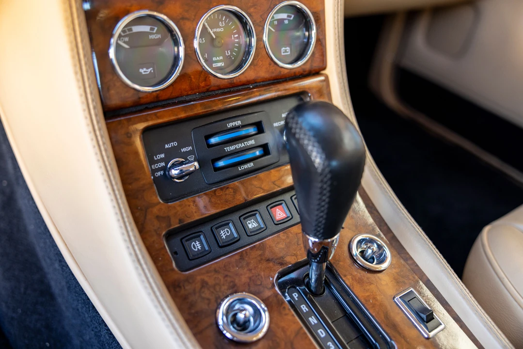 1998 Bentley Brooklands - Image 13 of 31