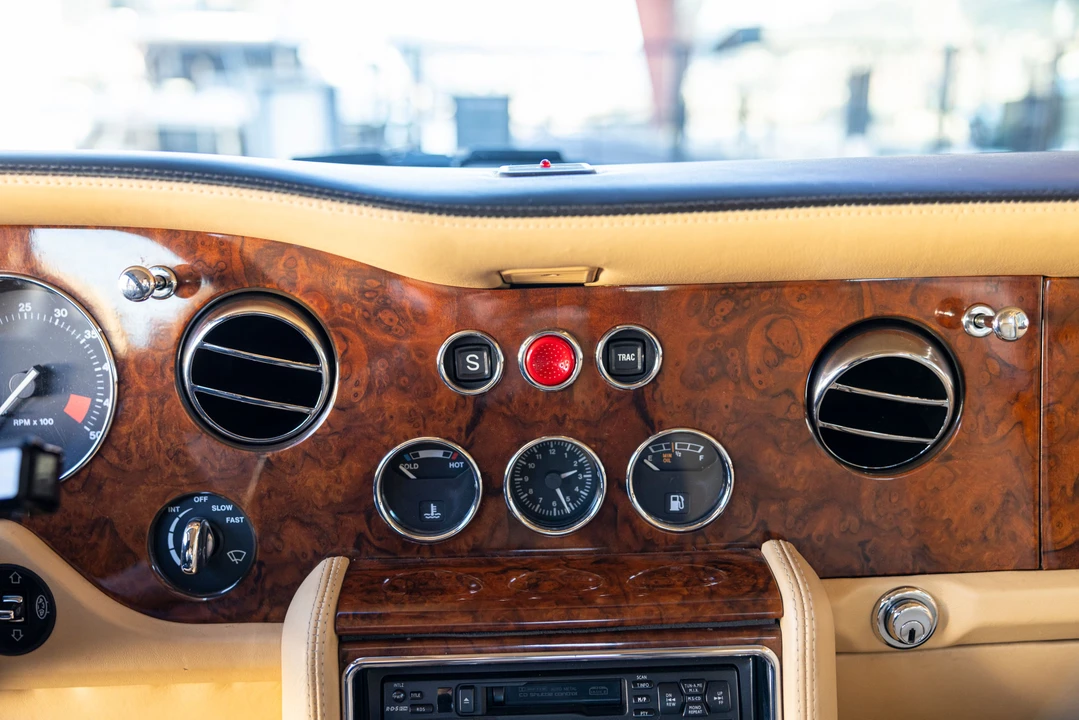 1998 Bentley Brooklands - Image 10 of 31