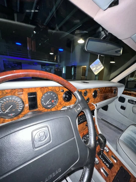 1998 Bentley Brooklands - Image 10 of 14