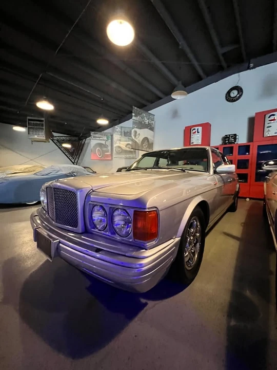 1998 Bentley Brooklands - Image 2 of 14
