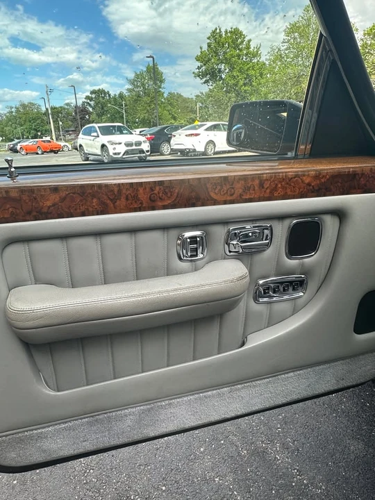 1998 Bentley Brooklands - Image 9 of 18