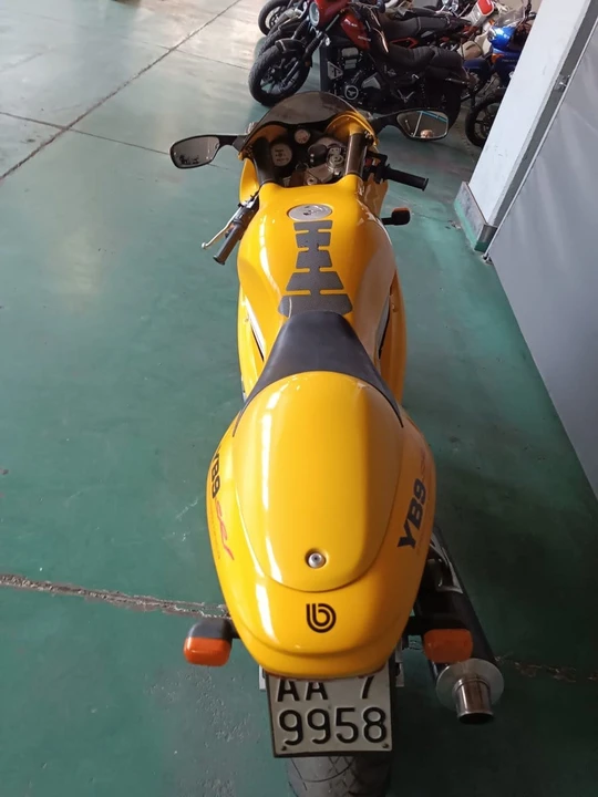 1998 Bimota - Image 22 of 31
