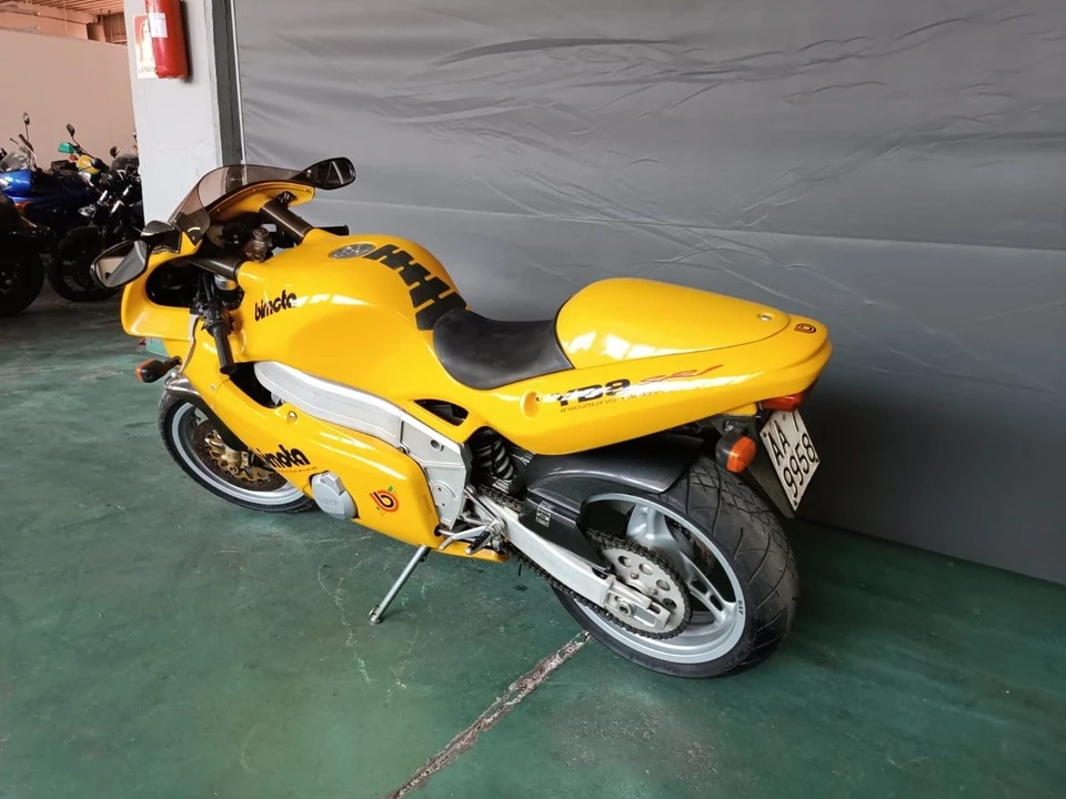 1998 Bimota - Image 2 of 31