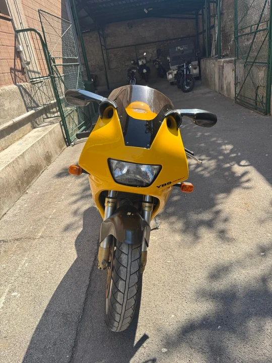 1998 Bimota - Image 10 of 31