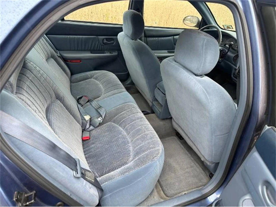 1998 Buick Century - Image 9 of 15