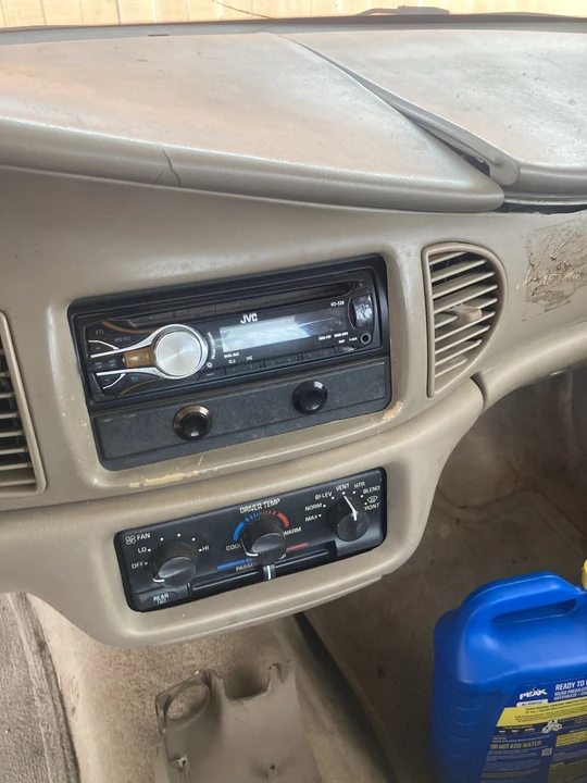 1998 Buick Century - Image 19 of 22