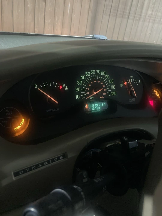 1998 Buick Century - Image 8 of 22