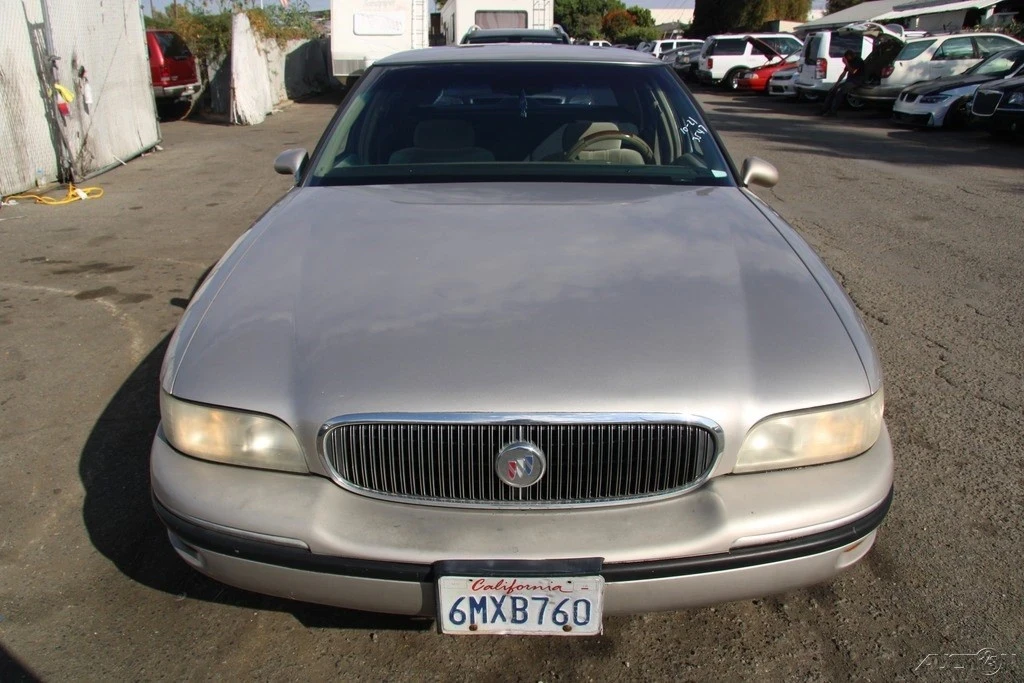 1998 Buick LeSabre - Image 9 of 21