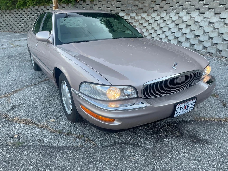 1998 Buick Park Avenue - Image 12 of 31