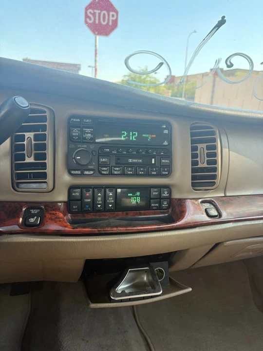 1998 Buick Park Avenue - Image 4 of 16