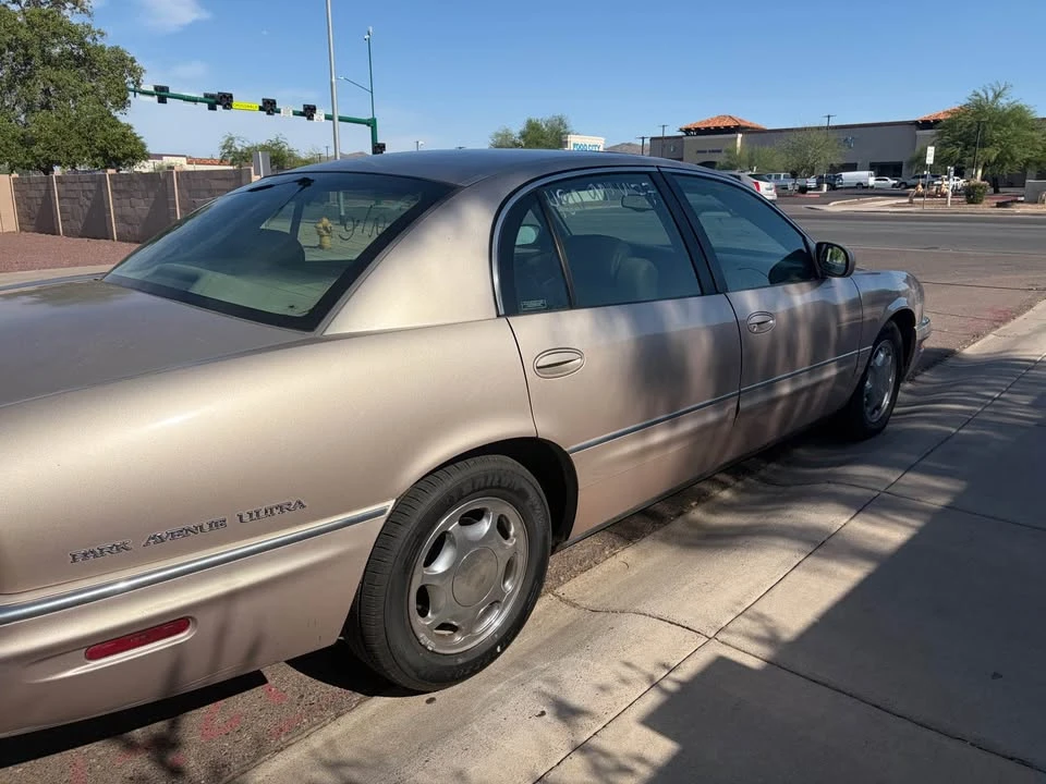 1998 Buick Park Avenue - Image 16 of 16