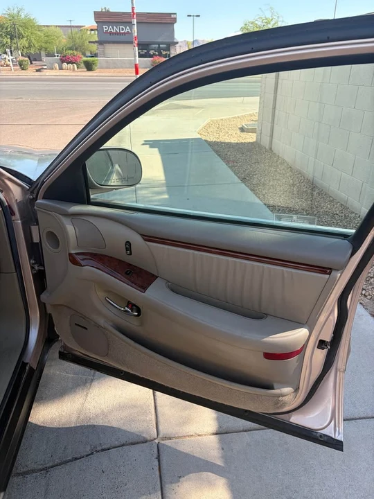 1998 Buick Park Avenue - Image 7 of 16
