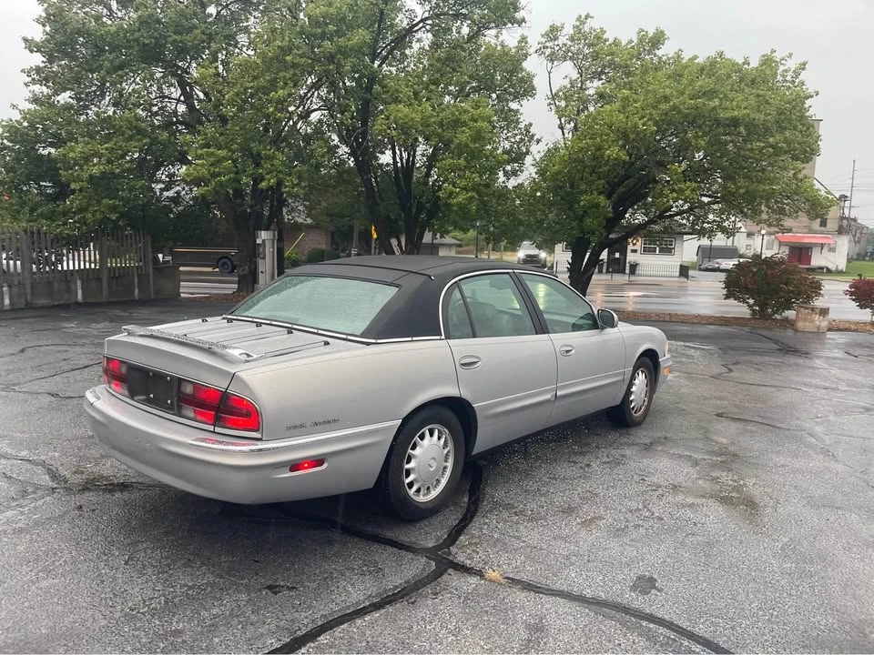 1998 Buick Park Avenue - Image 5 of 16