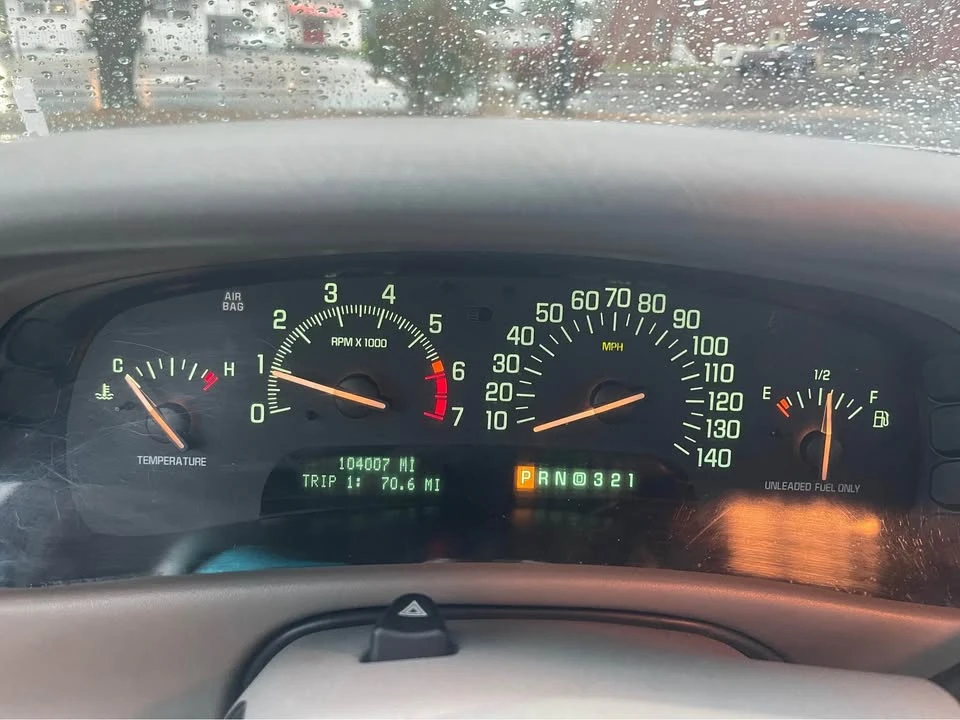 1998 Buick Park Avenue - Image 16 of 16