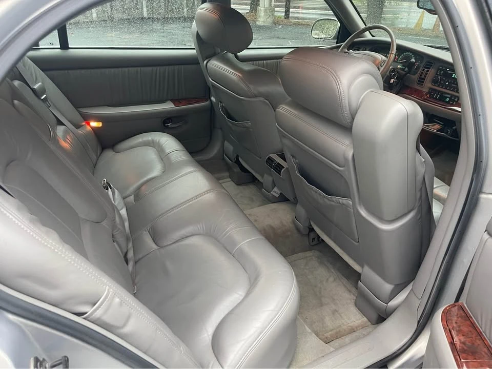 1998 Buick Park Avenue - Image 8 of 16